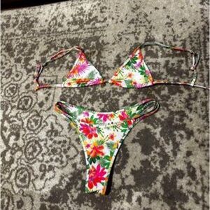 Kulani Kinis Bikini